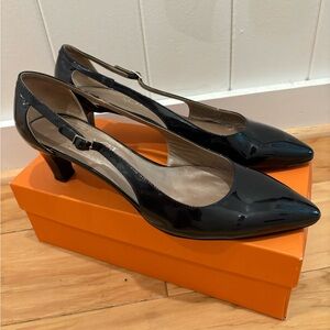 AGL D’Orsay Black Patent Heels in impeccable condition. Size 42 (11-12)